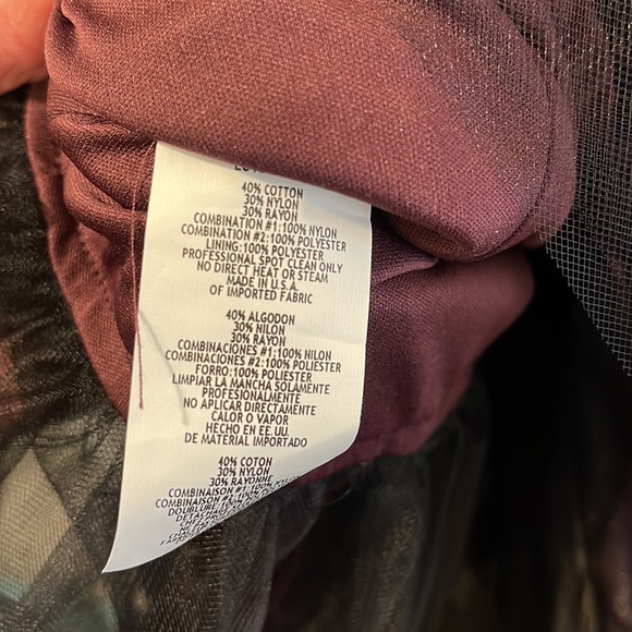 Betsy & Adam lace A-line dress with tulle in auburn (deep burgundy) size 12 - Picture 11 of 11